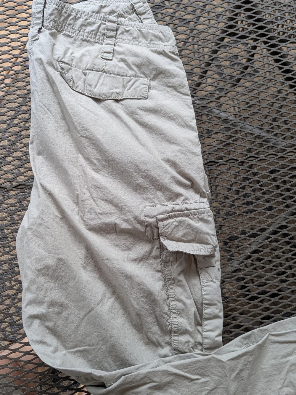 Banana Republic Men's Light Gray Casual Pants